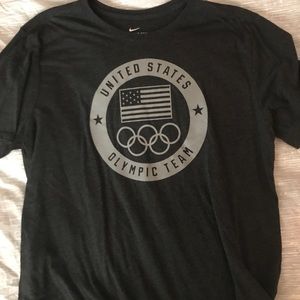 Men’s Nike t-shirt